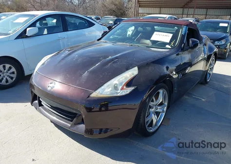 2014 Nissan 370Z Touring z USA, uszkodzony, nr VIN JN1AZ4FH4EM620898